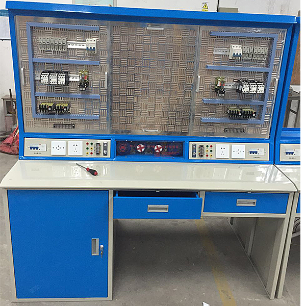 双面网孔型电工实验台(图1) 双面网孔型电工实验台,动力与传动实训台